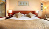 Beijing-Rosedale-Hotel-guestroom-3b