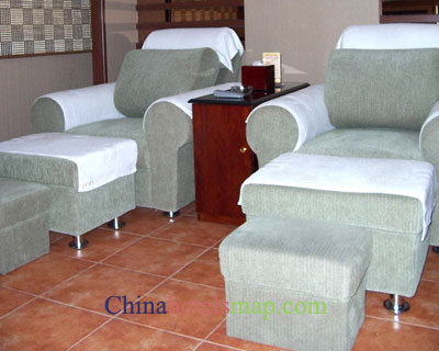 Guangzhou-Grand-International-Hotel-entertainment-02