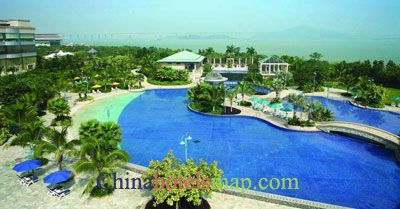 Guangzhou-Nansha-Grand-Hotel-pool-01