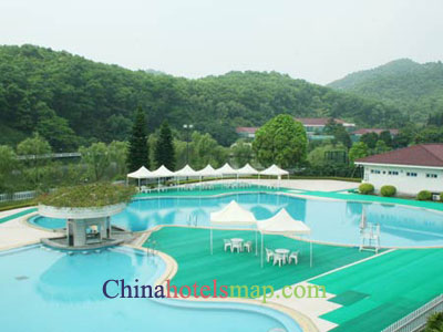 Guangzhou-Oriental-Resort-pool-01
