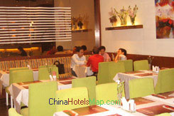 Guangzhou-Overseas-Chinese-Friendship-Hotel-cafe-01