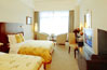 Guilin-Lijiang-Waterfall-Hotel-room-01