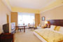 Guilin-Lijiang-Waterfall-Hotel-room-02
