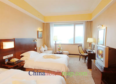 Guilin-Lijiang-Waterfall-Hotel-room-05