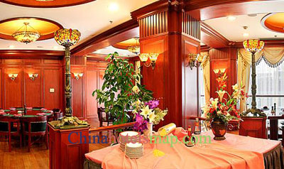 Shanghai-Eastern-Airline-Hotel-restaurant-1b