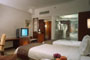 Suzhou-Holiday-Inn-Youlian-guestroom-2b