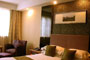 Suzhou-Overseas-Chinese-Hotel-guestroom-2b