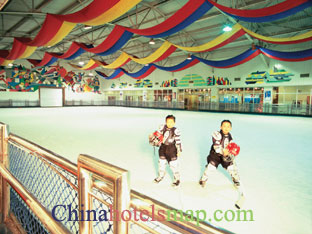 Tianjin-Teda-International-Hotel-and-Club-skating-01