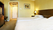 Beijing-Asia-Jinjiang-Hotel-guestroom-1b