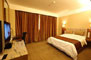 Beijing-China-Garment-Hotel-guestroom-2b