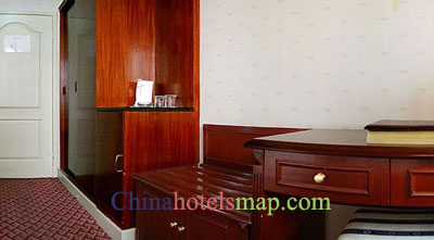 Beijing-Eastern-Peace-Hotel-guestroom2