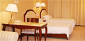 Beijing-KingWing-Hotel-guestroom-1b