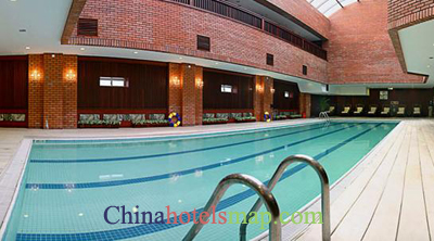 Beijing-NewOtani-Hotel-pool-1b