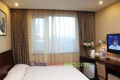 Beijing-Xuanwumen-Business-Hotel-guestroom-1b