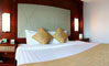 Beijing-Yongxing-Garden-Hotel-guestroom-1b