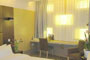Chengdu-XinHua-International-Hotel-guestroom-1b