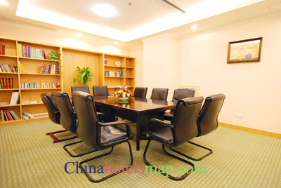 Fuzhou-Lakeside-Hotel-business-center-01