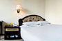 Guilin-NewCentury-Hotel-guestroom-3b
