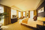 Hangzhou-New-Century-Grand-Hotel-guestroom-1b