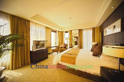 Hangzhou-New-Century-Grand-Hotel-guestroom-1b