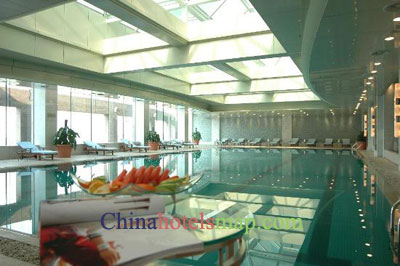 Hangzhou-New-Century-Grand-Hotel-pool