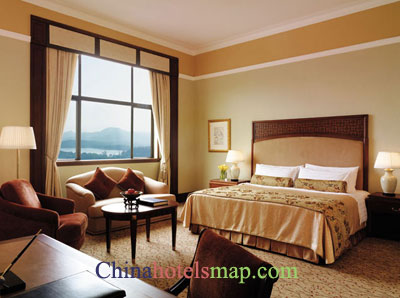 Hangzhou-Shangri-La-Hotel-eastwing-lakeview-room