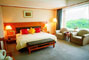 Hangzhou-Zhejiang-World-Trade-Center-Hotel-room1