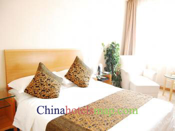 Nanjing-Zhongshan-Hotel-business-big-bed-room