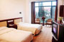 Qingdao-Sea-Shore-Garden-Hotel-guestroom-2b