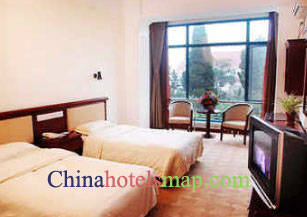 Qingdao-Sea-Shore-Garden-Hotel-guestroom-2b
