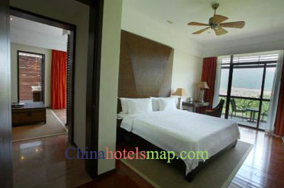 Yalong-Bay-Mangrove-Tree-Resort-guestroom-1b