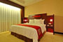 Shanghai-Crowne-Plaza-Hotel-guestroom