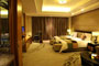 Shanghai-Haiyatt-Hotel-guestroom-1b