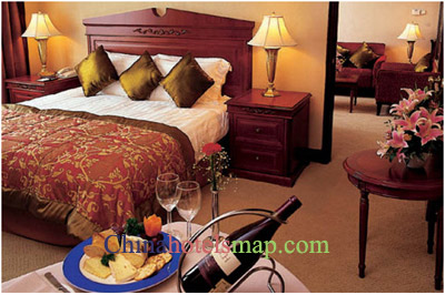 Shanghai-Howard-Johnson-Plaza-Hotel-room-02