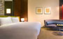 Shanghai-Hyatt-on-the-Bund-guestroom-2b