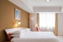 Shanghai-Jimao-Hotel-guestroom-2b