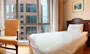 Shanghai-Panorama-CenturyCourt-guestroom-1b