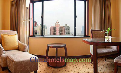 Shanghai-Rainbow-Hotel-guestroom-3b