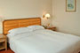 Shenyang-Gloria-Plaza-Hotel-guestroom-1b