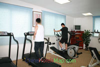 Wenzhou-Train-Station-hotel-gymnasium-01