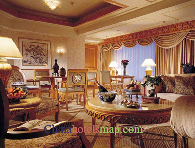 Wuhan-Shangri-La-Hotel-room-05
