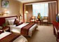Xiamen-Huaqiao-Hotel-room-02