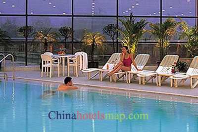 Xian-Shangri-La-Golden-Flower-Hotel-pool