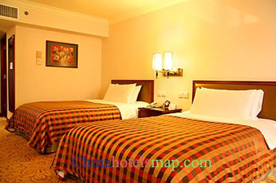 Xian-Shangri-La-Golden-Flower-Hotel-room