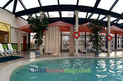 Xian-Sheraton-Hotel-pool