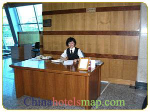 Yantai-Marina-Hotel-business-center-01