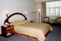 Zhengzhou-Golden-Sunshine-Hotel-guestroom