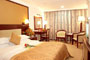Zhuhai-Tourist-Hotel-guestroom-2b